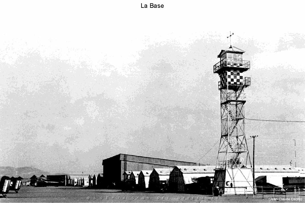 129-AERODROMES-ET-BASES-1945-1962-1-BATNA BA 143 (15).jpg
